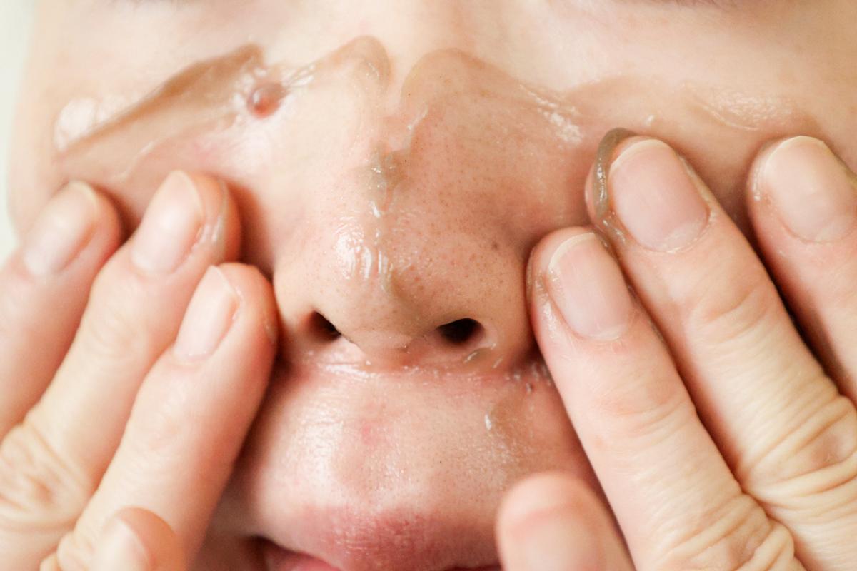 ファンケル「泥ジェル洗顔」