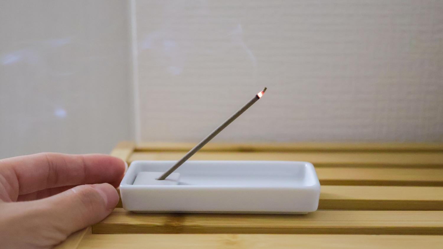 お香って「コーンタイプ」ならこんなにお手軽だったんだ！いつでも