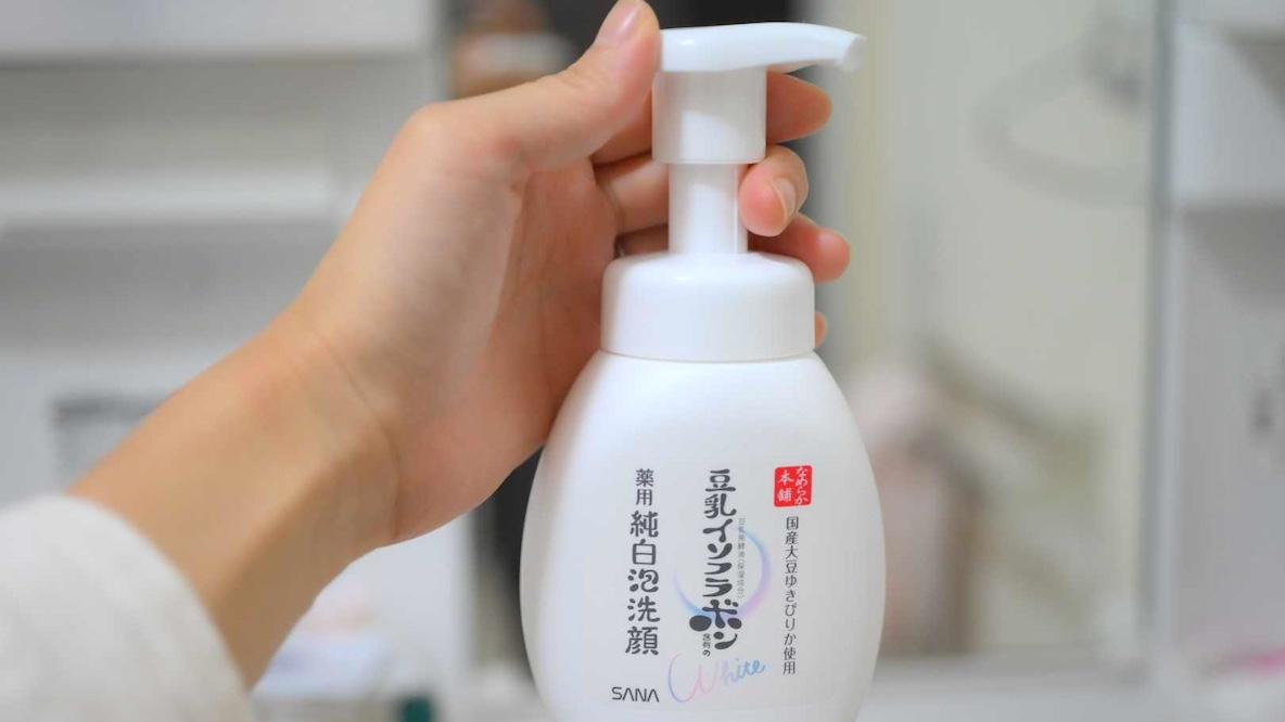 乾燥肌の私が今冬リピ買いするのは「豆乳イソフラボン」の泡洗顔