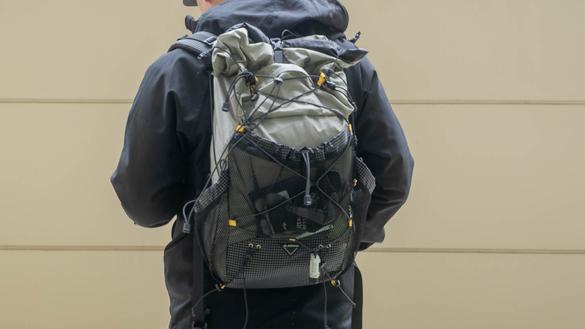 登山用の軽量バッグを普段使いしたら、通勤も休日も「移動ストレス」が 
