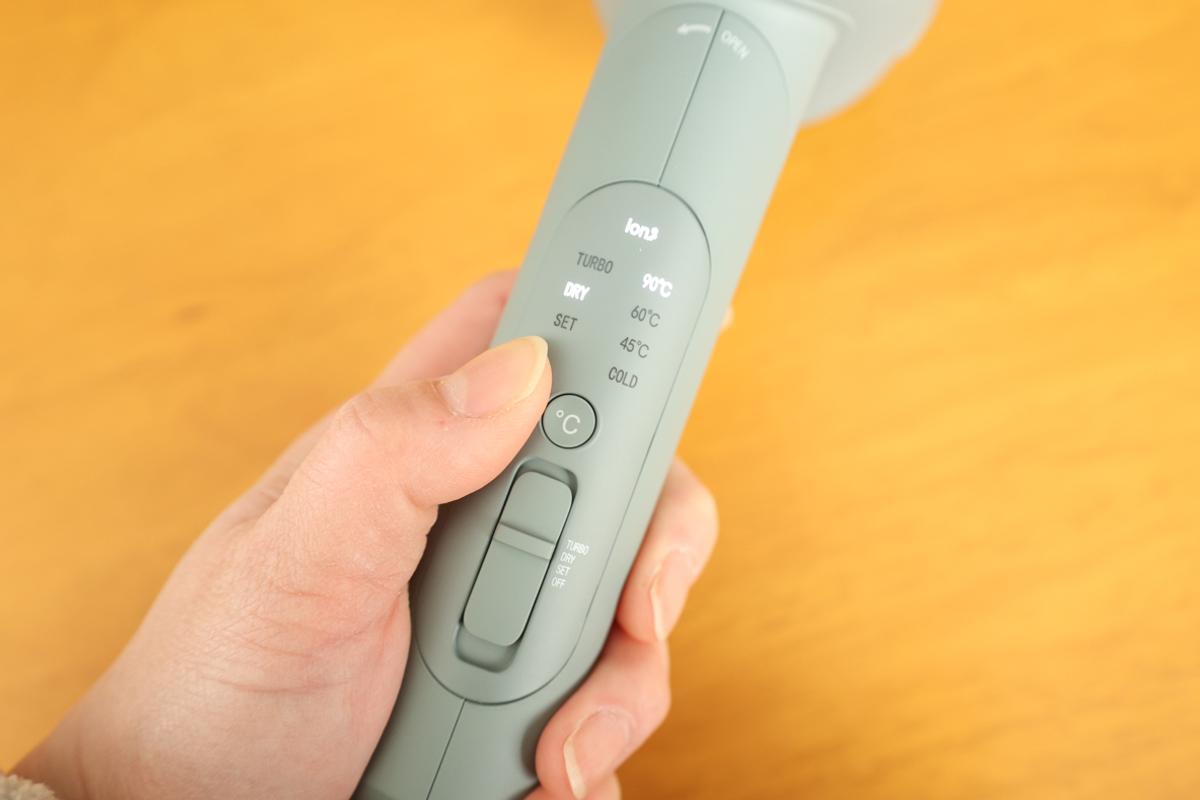 SALONMOON(サロンムーン)「ブースターイオン ドライヤー」