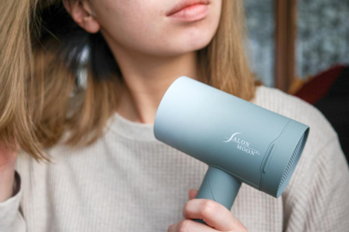SALONMOON(サロンムーン)「ブースターイオン ドライヤー」