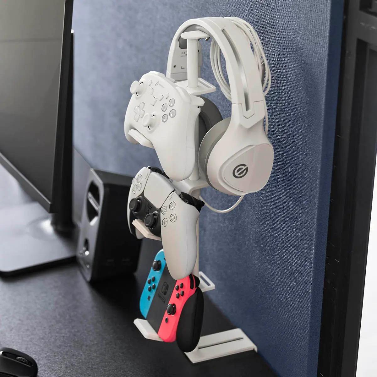 山崎実業「デスク奥ゲームコントローラー収納ラック スマート」の使用イメージ