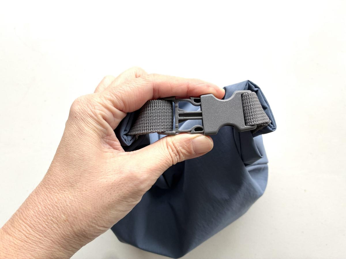 無印良品「ランチバッグ ロールトップタイプ 大」