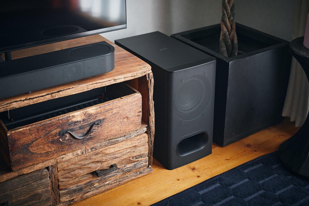 ソニーのサウンドバーはサブウーファー付で6万円台！1セットでリビング