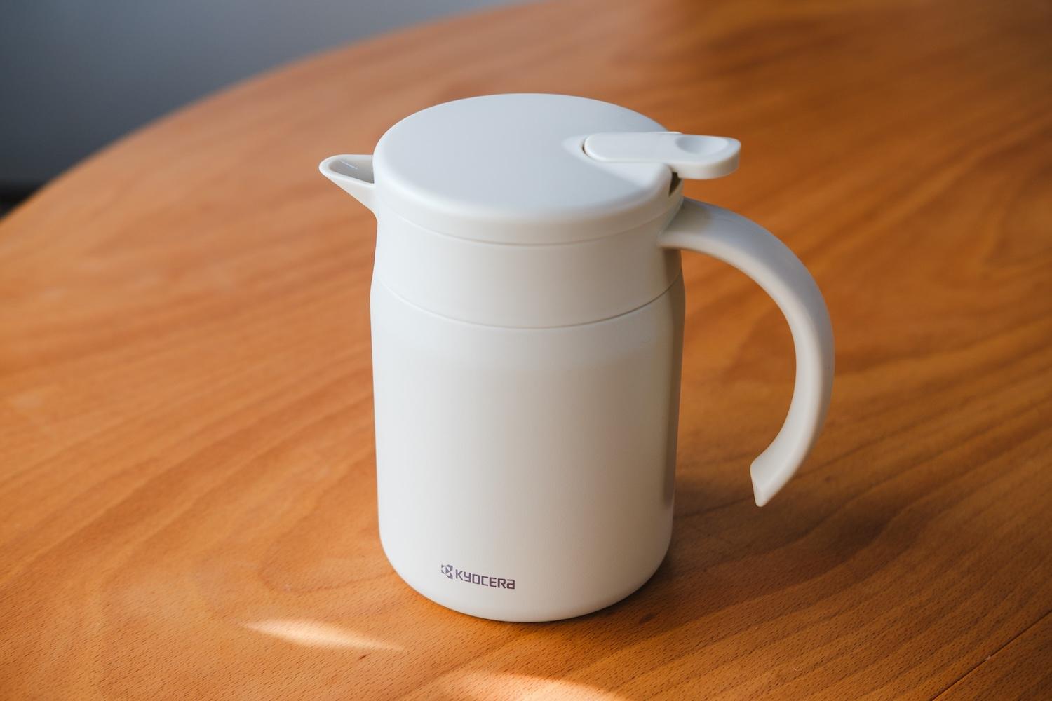朝淹れたコーヒーが夕方までホカホカでおいしい！京セラの「真空断熱