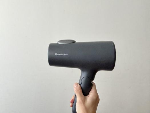 Panasonicの「髪の毛がサラサラになるドライヤー」。1万円以下なのに大
