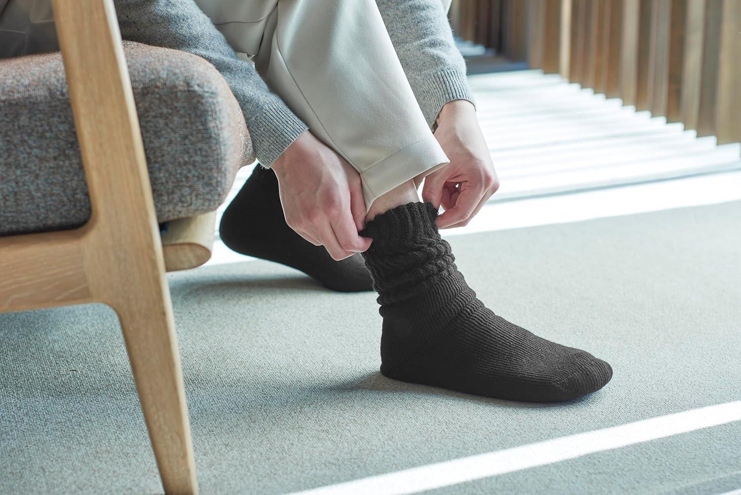 さすがサーモス、「まるで魔法びん」靴下で足も保温してくれます