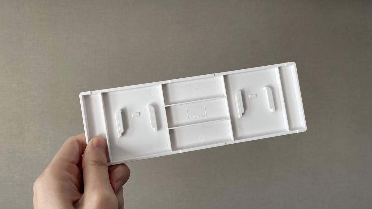 山崎実業「フィルムフック差し込み式歯ブラシ＆チューブホルダー タワー Ｗ１８」