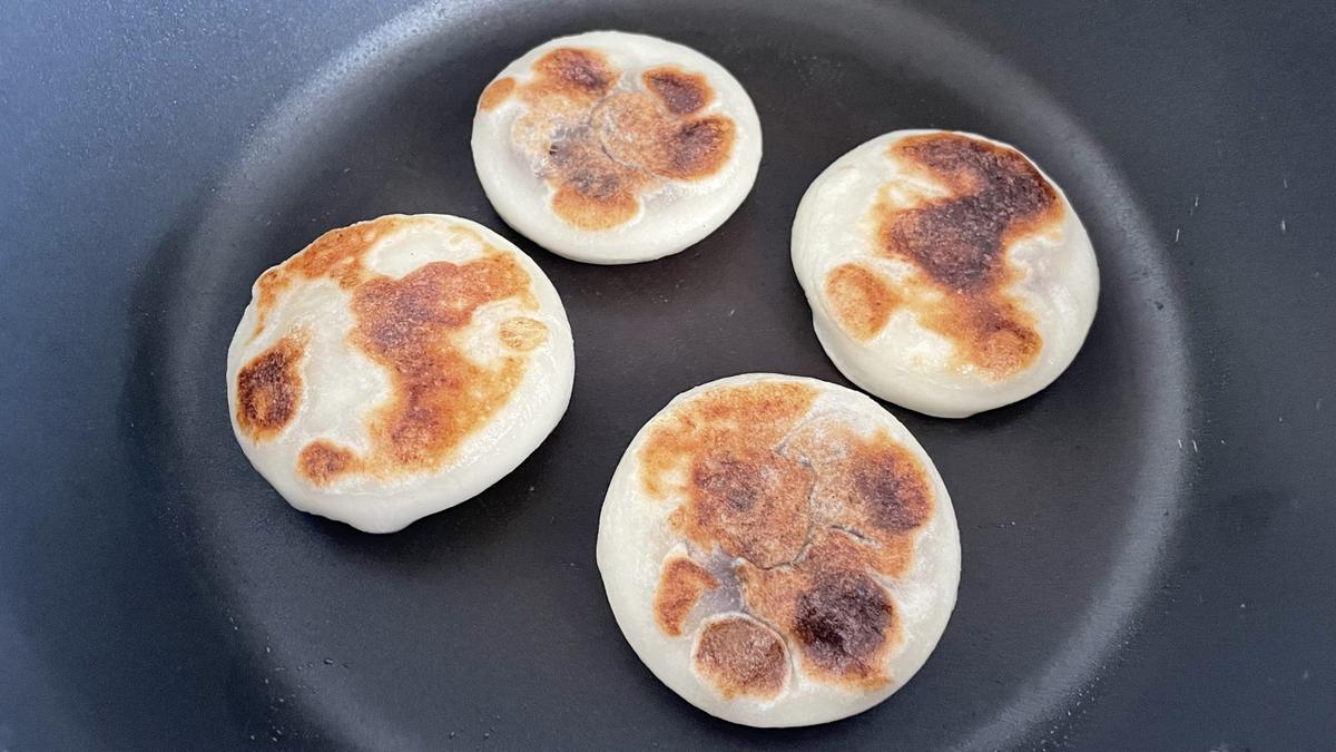 カルディ「焼いて食べるあんこ餅　小倉　4枚」 