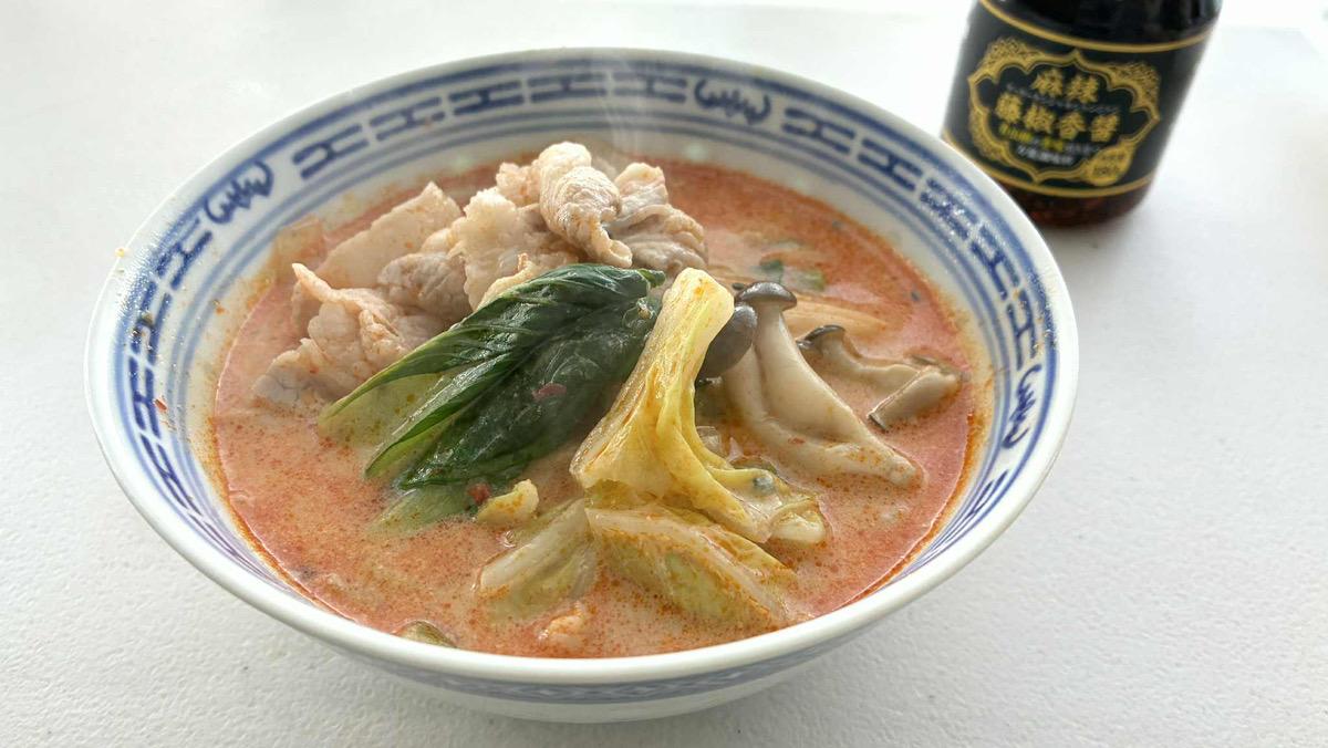 業務スーパー「麻辣藤椒香醤」、「東北大拉皮」