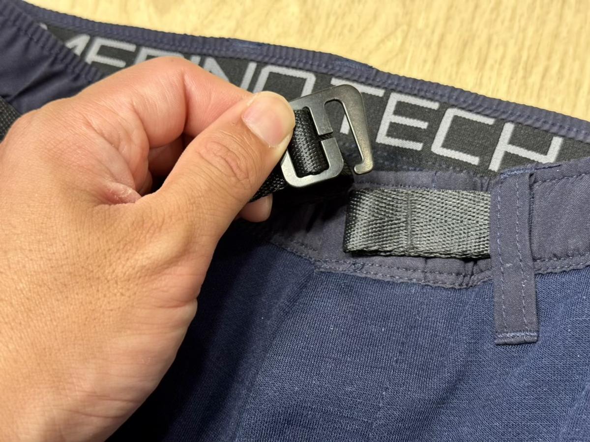 ワークマン「メリノテック(R)アクティブインサレーションクライミングパンツ」