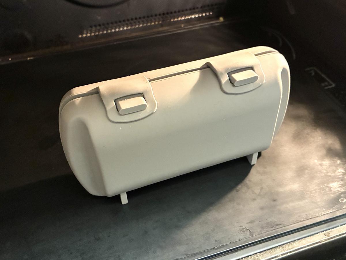 3COINS「KITINTO電子レンジ用ハーフホットサンドメーカー」