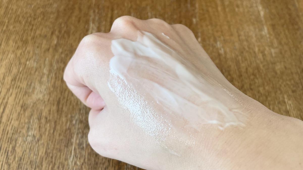 コエンリッチ「薬用エクストラガード ハンドクリーム」