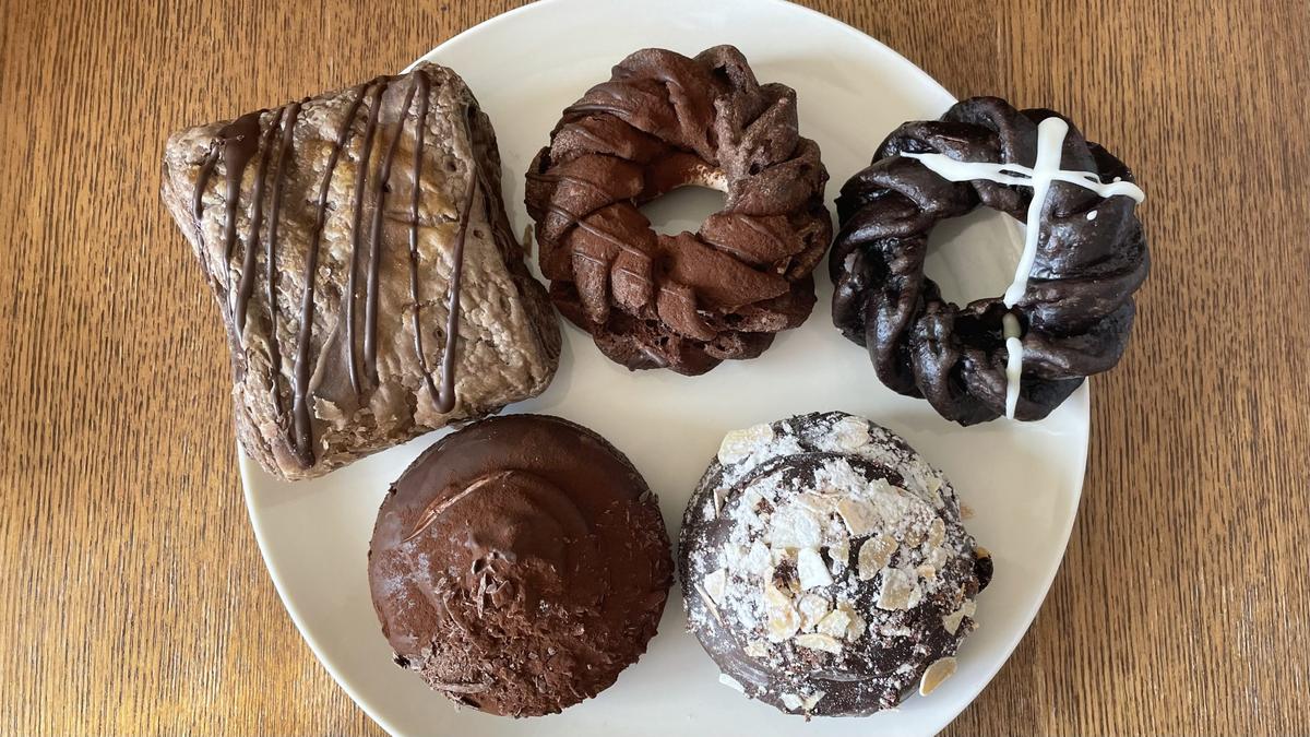 「ミスド×ゴディバ」のコラボドーナツ