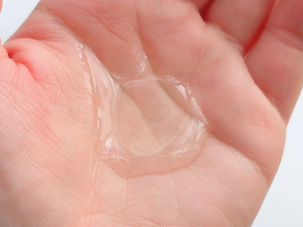 エリクシール「リフトモイスト ローション ba（しっとりタイプ）のテクスチャー