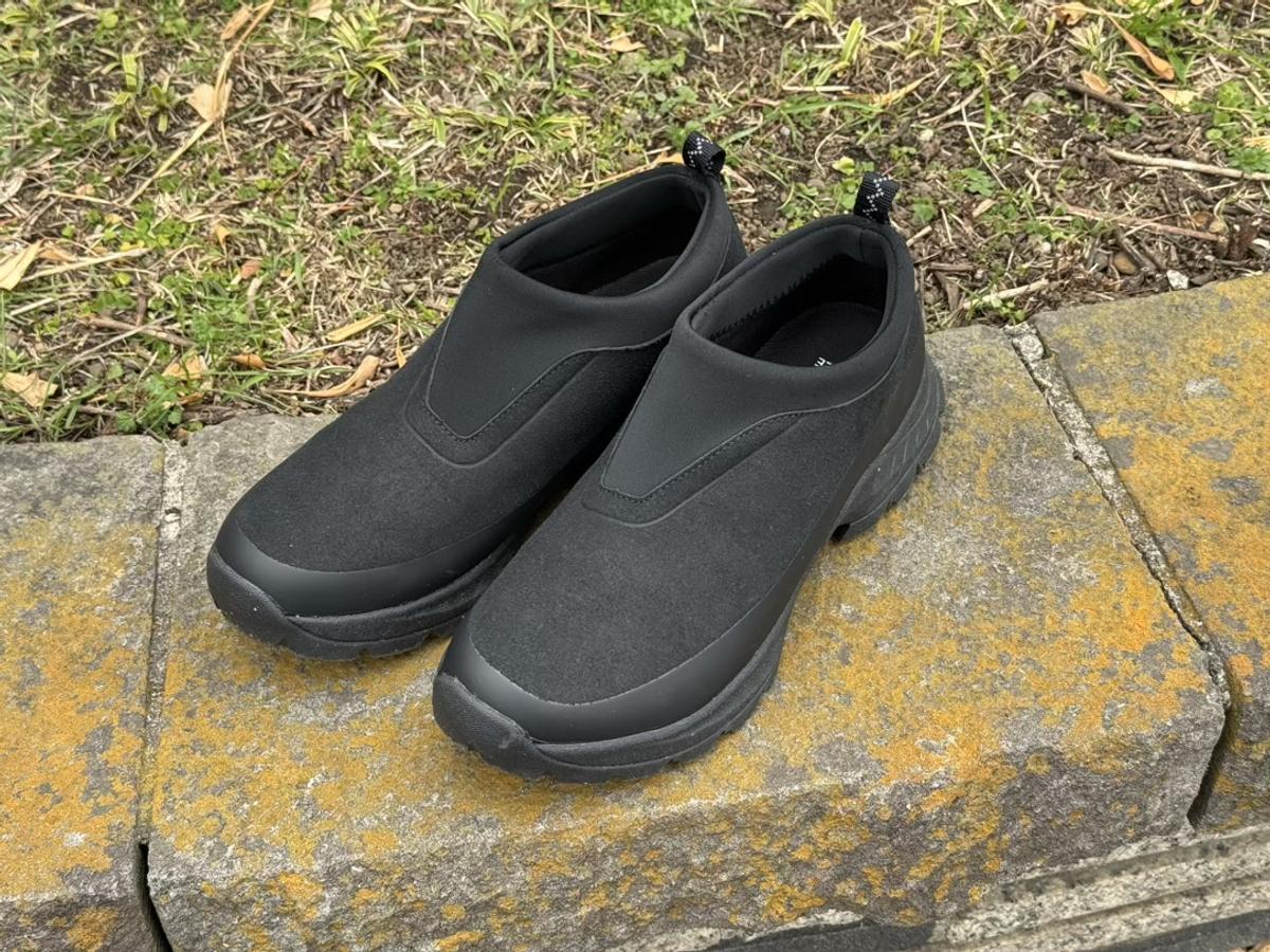 ワークマン「防水シューズフィールドプレジャー」2500円（税込み）
