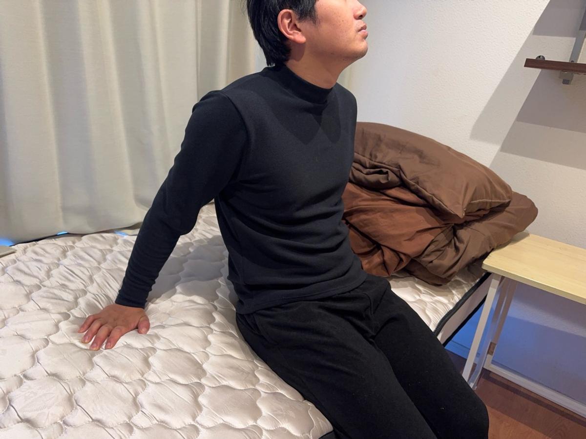 ドン・キホーテ「エアバリアインナーRICH 長袖モックネック」