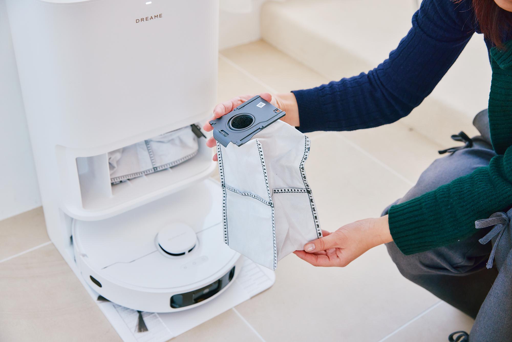 Dreameのロボット掃除機「L40 Ultra CE」と「D20 Ultra」。自分に合う