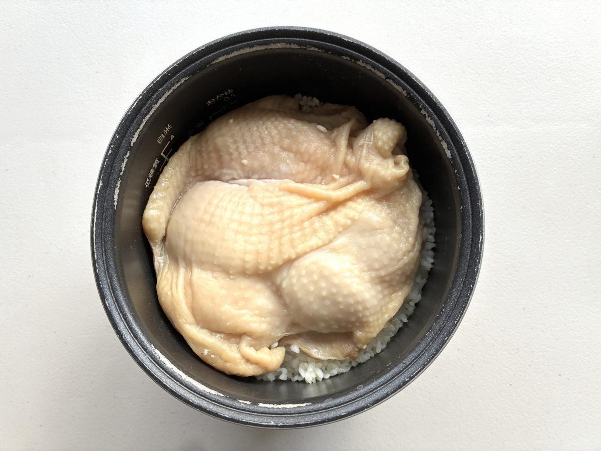 KALDI「海南チキンライスの黒い方のたれ」