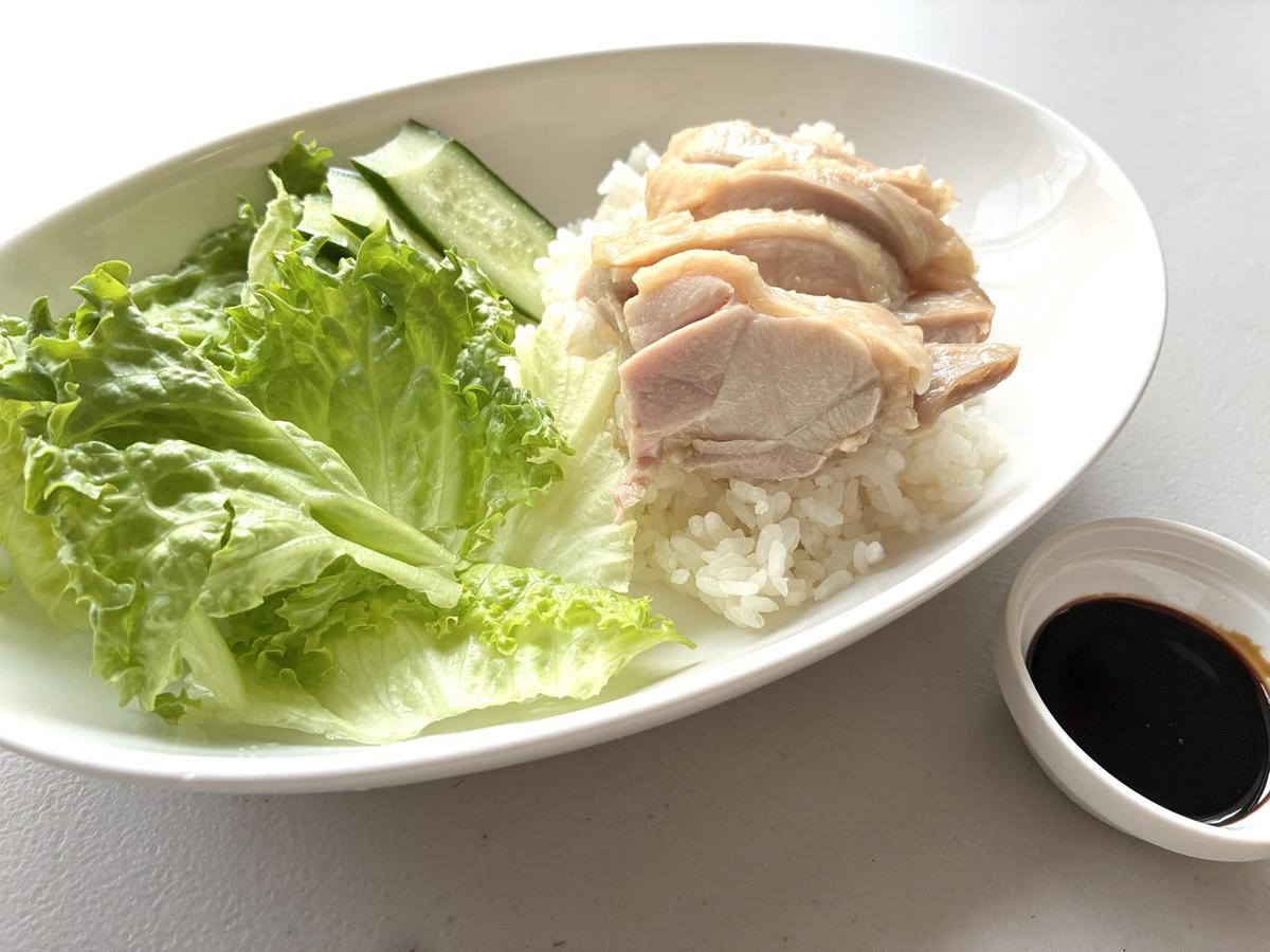 KALDI「海南チキンライスの黒い方のたれ」