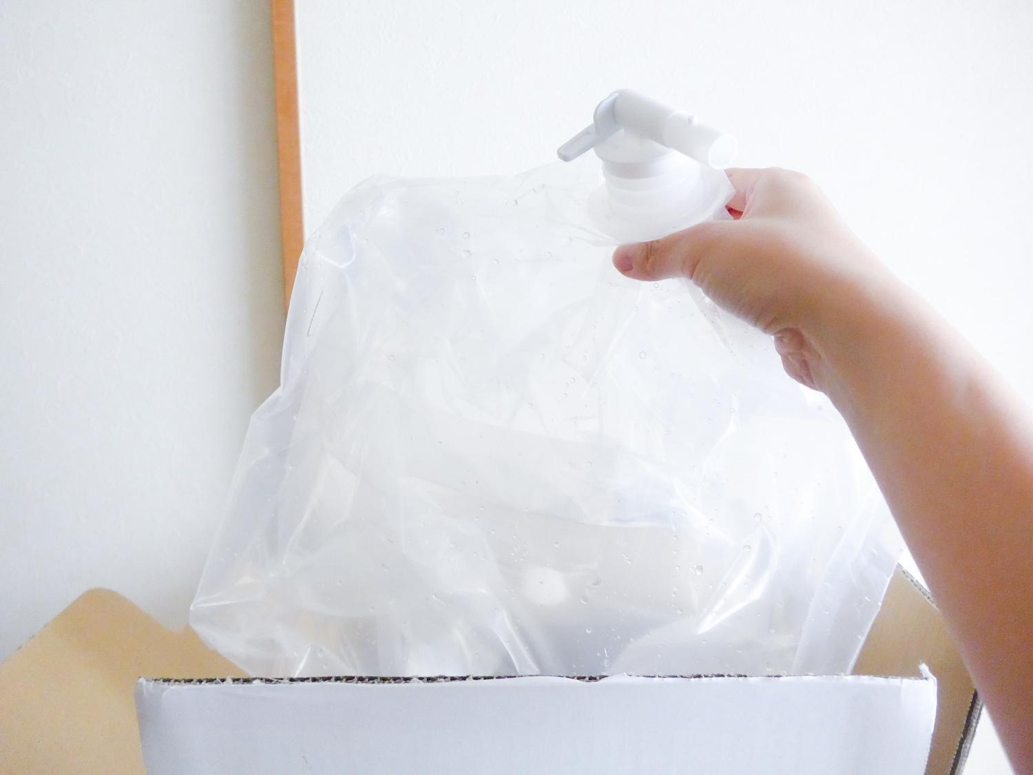ウォーターサーバー代わりにAmazonで買った「バッグインボックスの水