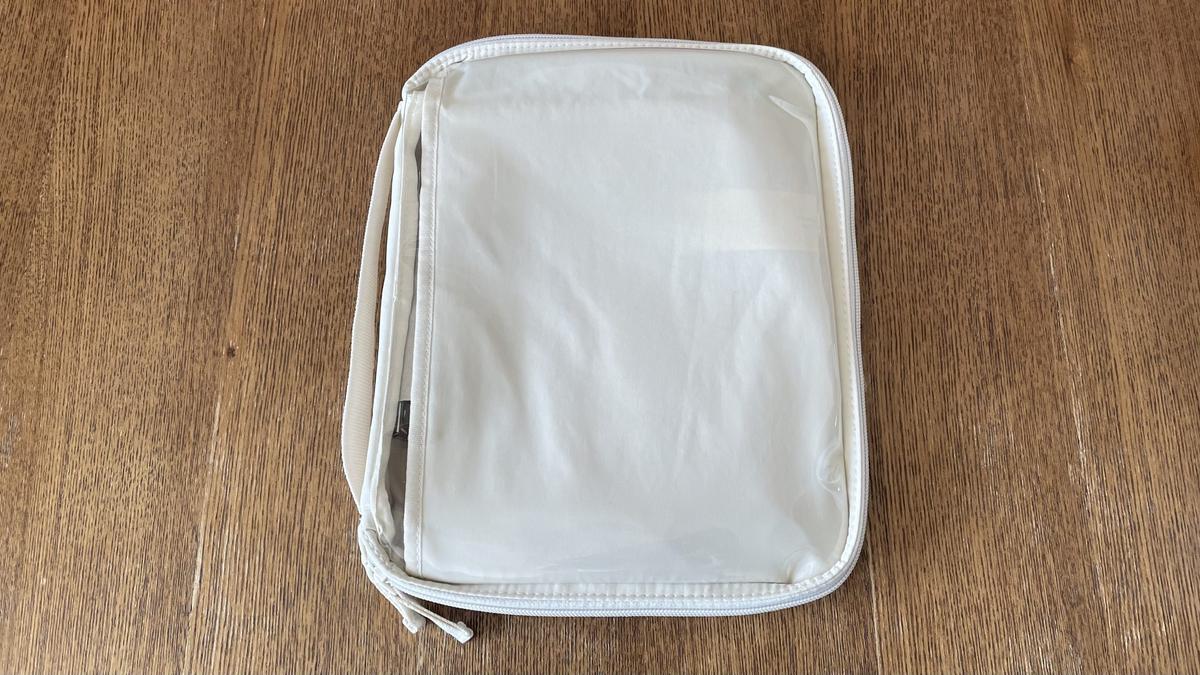 無印良品「ポケットが選べるコレクションケース　Ａ５ワイド」