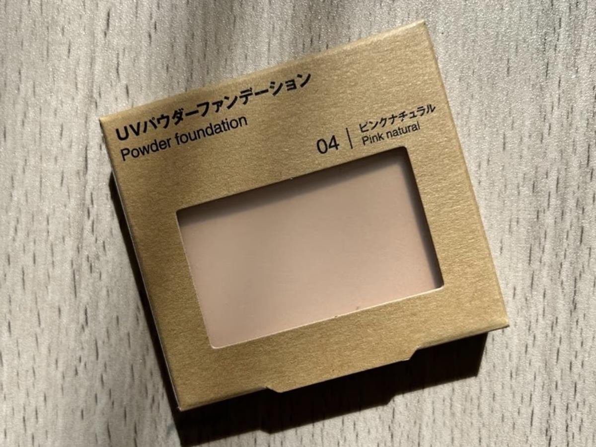 無印良品「UVパウダーファンデーション SPF30 PA+++」1,290円(税込)
