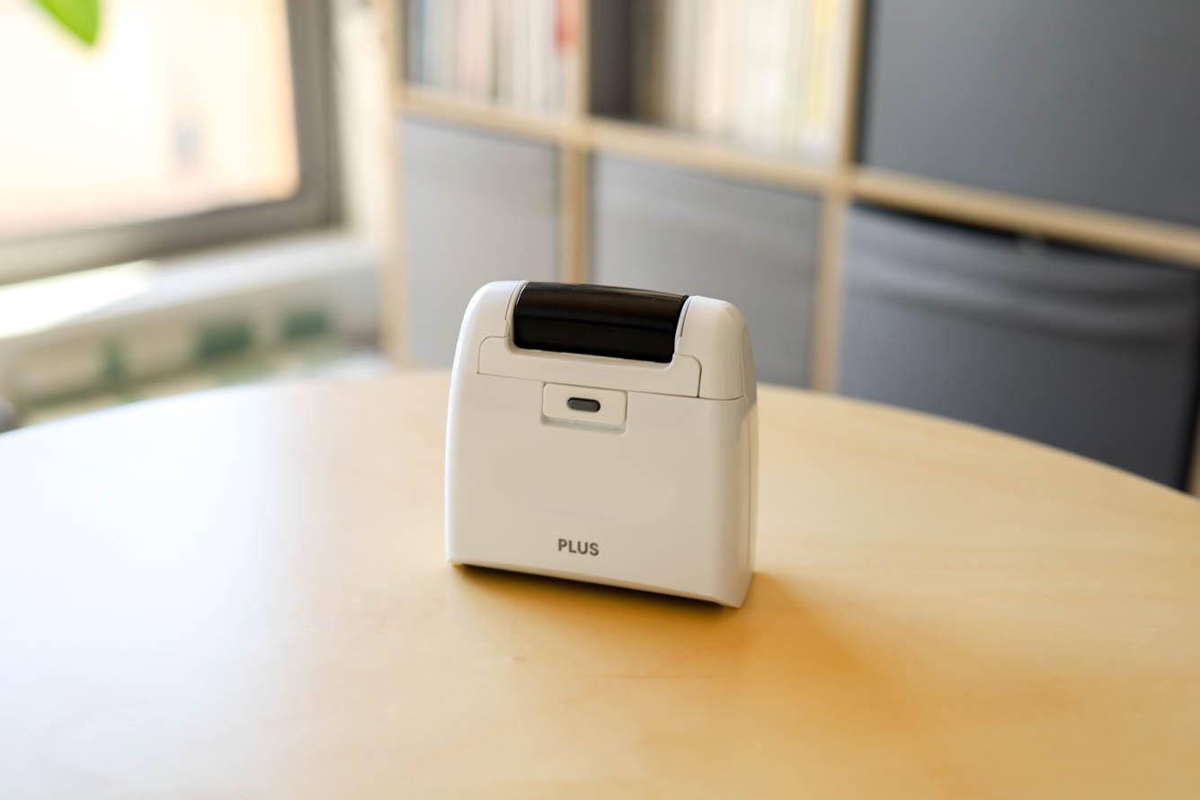 段ボールの宛名ラベルがうまく剥がせずイライラ。Amazonベストセラー1