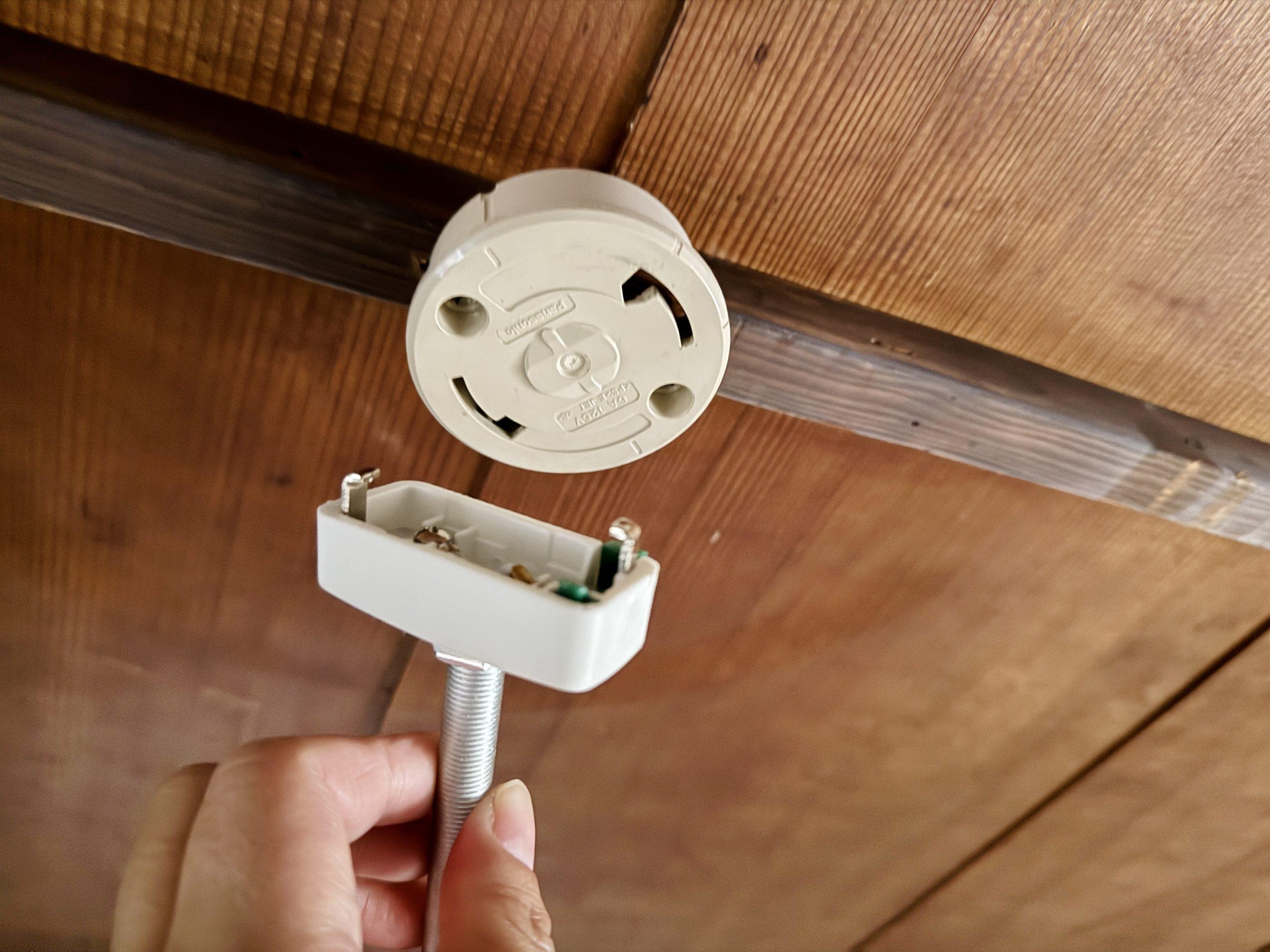 脱“平成な照明”！お洒落すぎるシーリングライトて電気代約10分の1