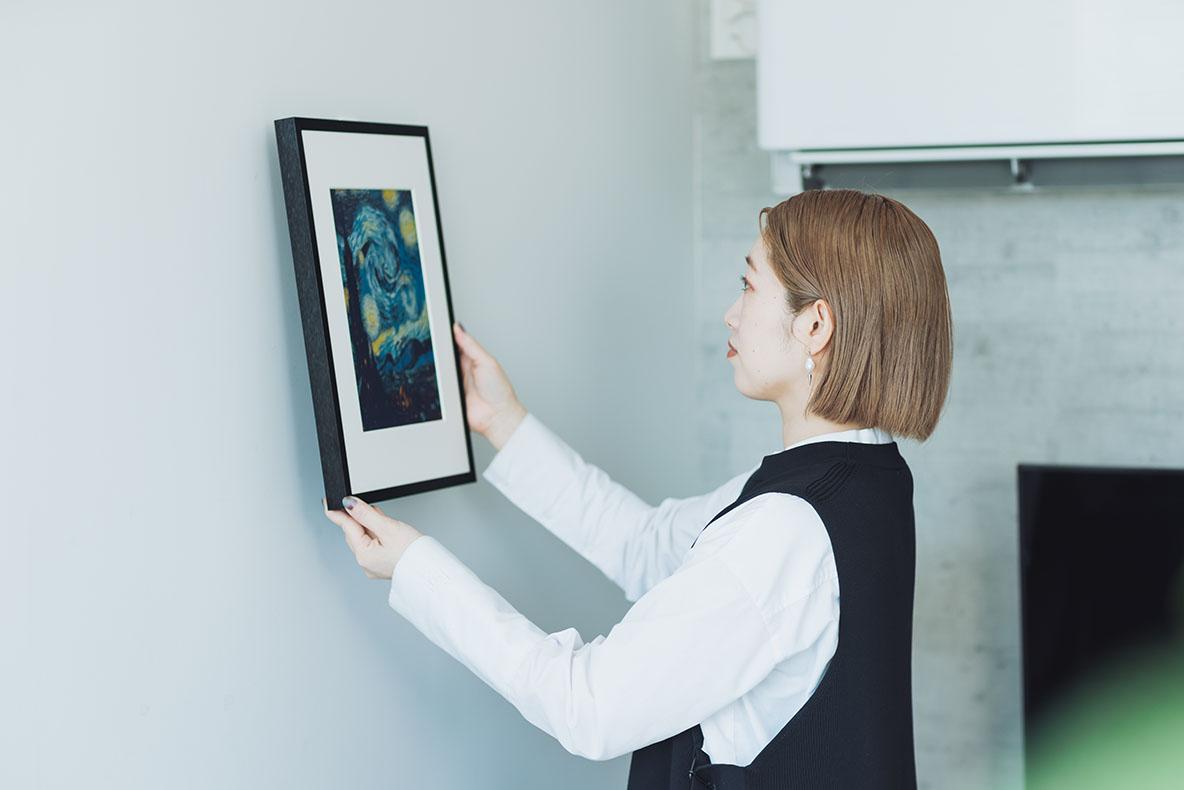 SwitchBot AIアートキャンバス 31×41cm SwitchBot】フルカラー電子ペーパー×AIの、新しいアート＆インテリア