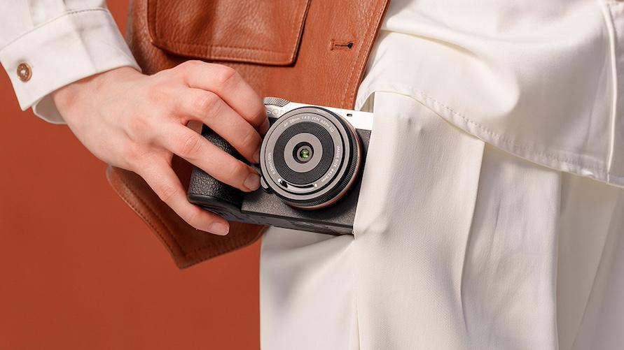 Nikon、SONYユーザー必見！ コスパ最強レンズがセールに出品中だよ