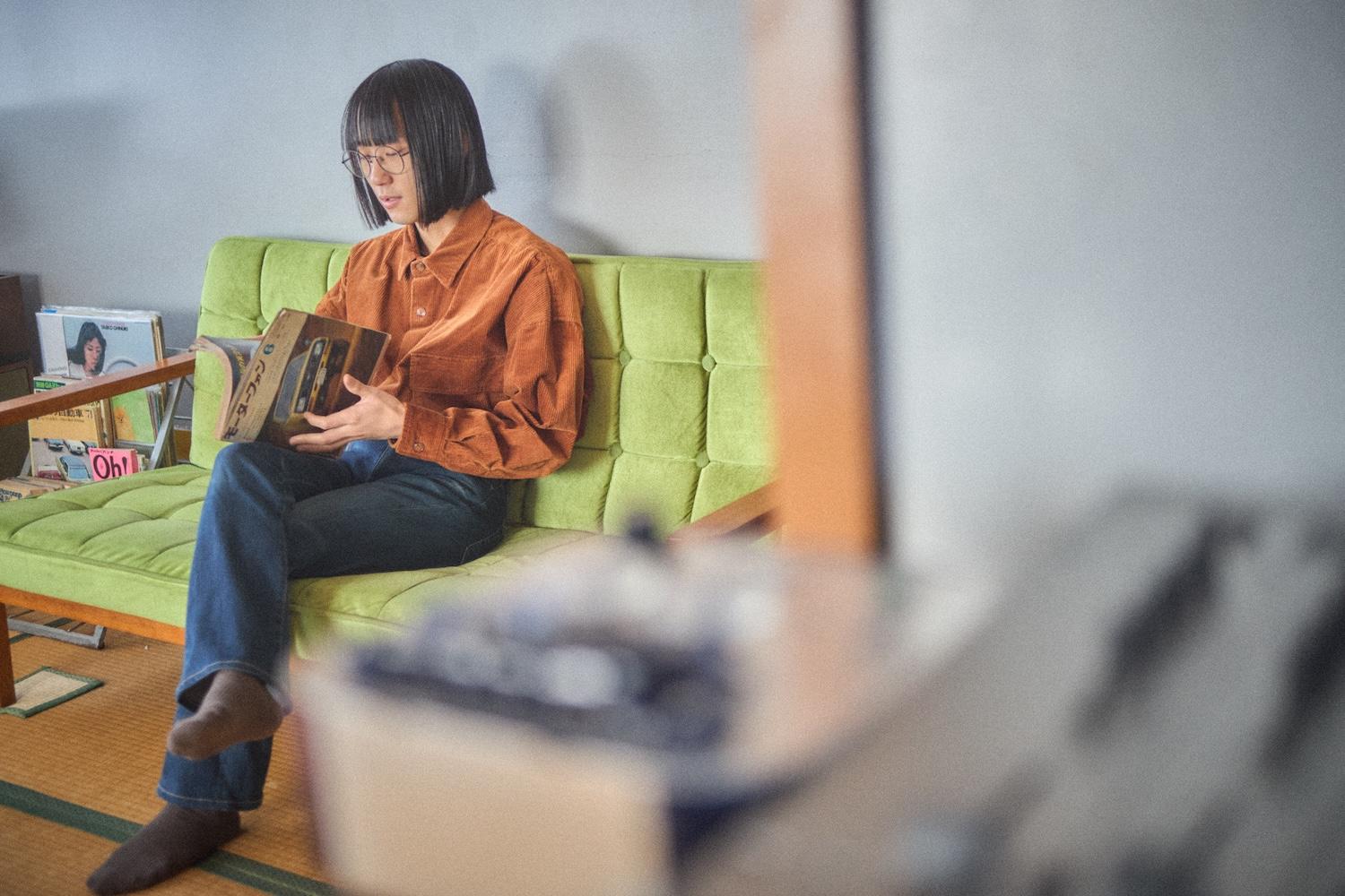 基本的に1979年以降のアイテムは選ばない。昭和を感じる音楽と家具家電