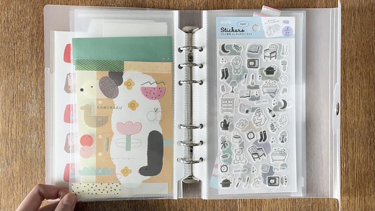 「セリア 6リングバインダー」