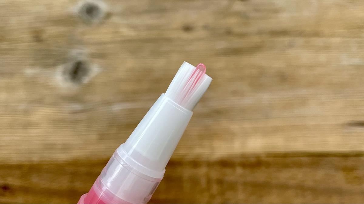 無印良品「ネイルケアオイル スプリングフローラル」