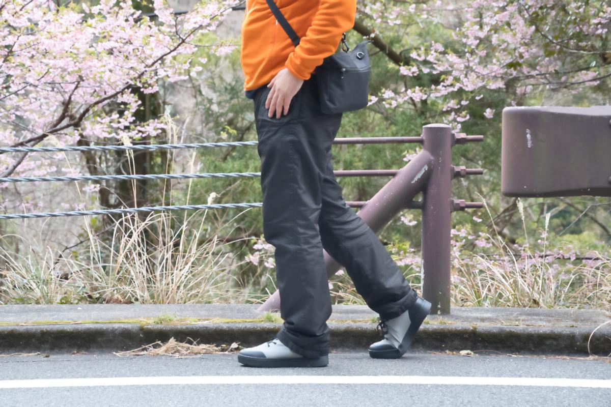 ワークマン「ディアライト防水シューズ」