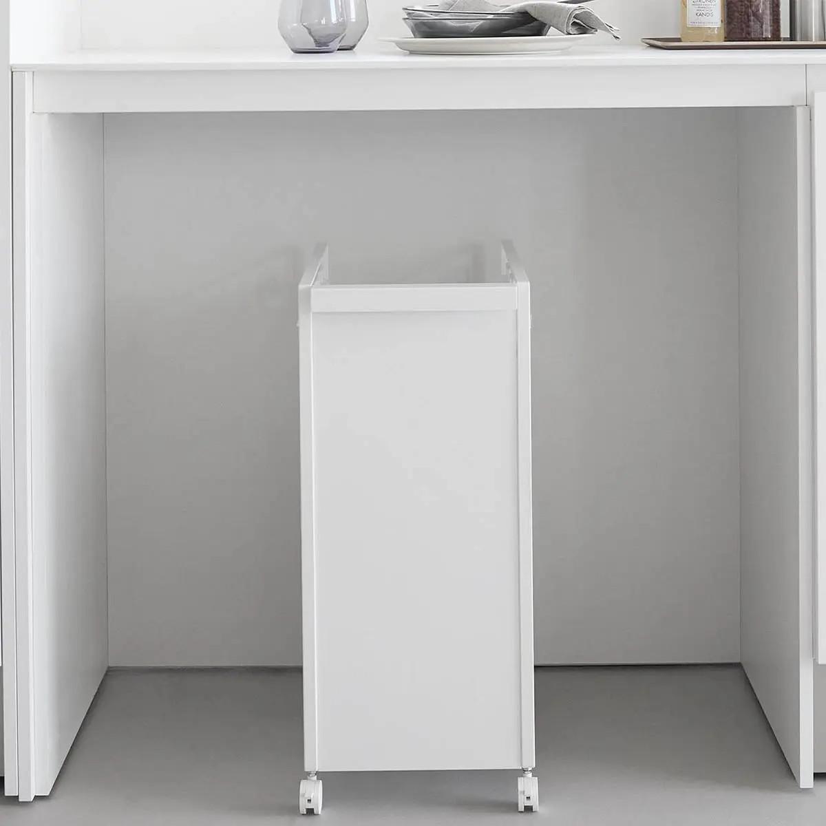 山崎実業「目隠し分別ダストワゴン タワー 4分別」を真横から見た様子