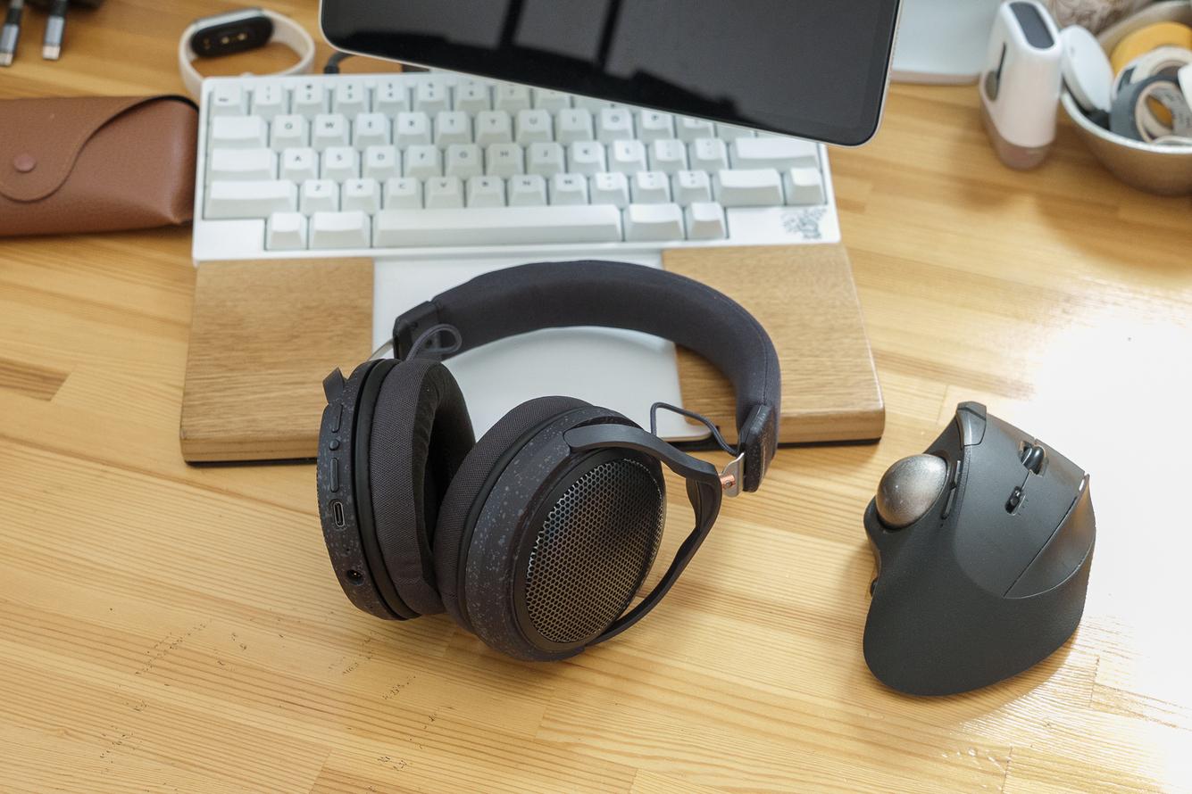 Ath hl7bt 開放型 ヘッドホン 毎日使いのヘッドホン ATH-HL7BT 1年使用