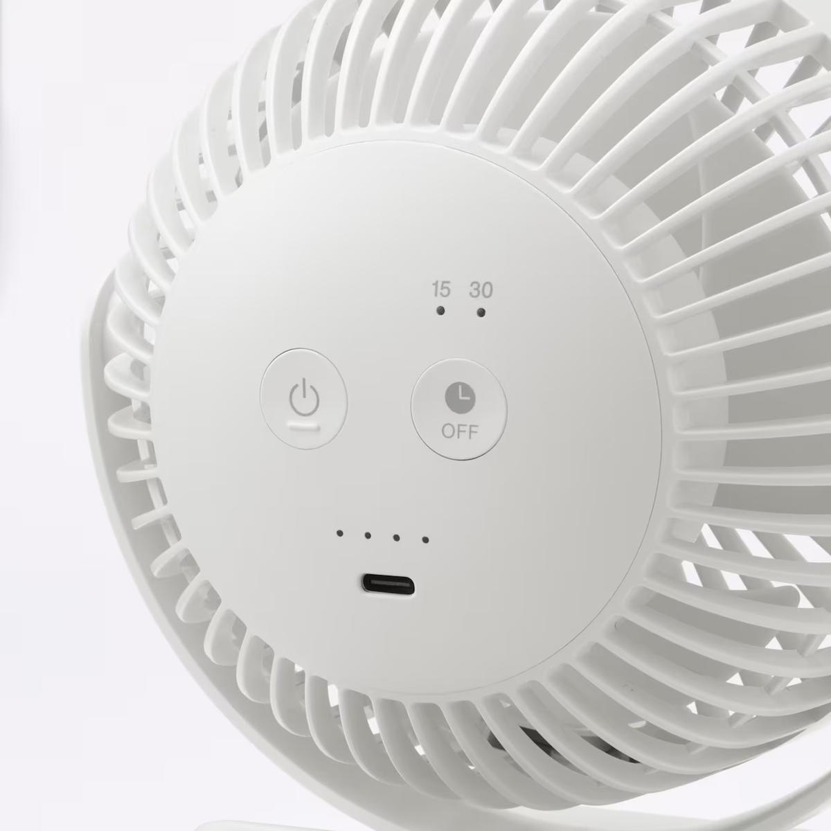 無印良品「置いても使える 充電式クリップファン」裏面の操作部