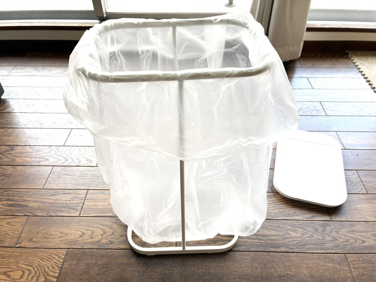 山崎実業「分別ゴミ袋ホルダー　ルーチェ　ホワイト」