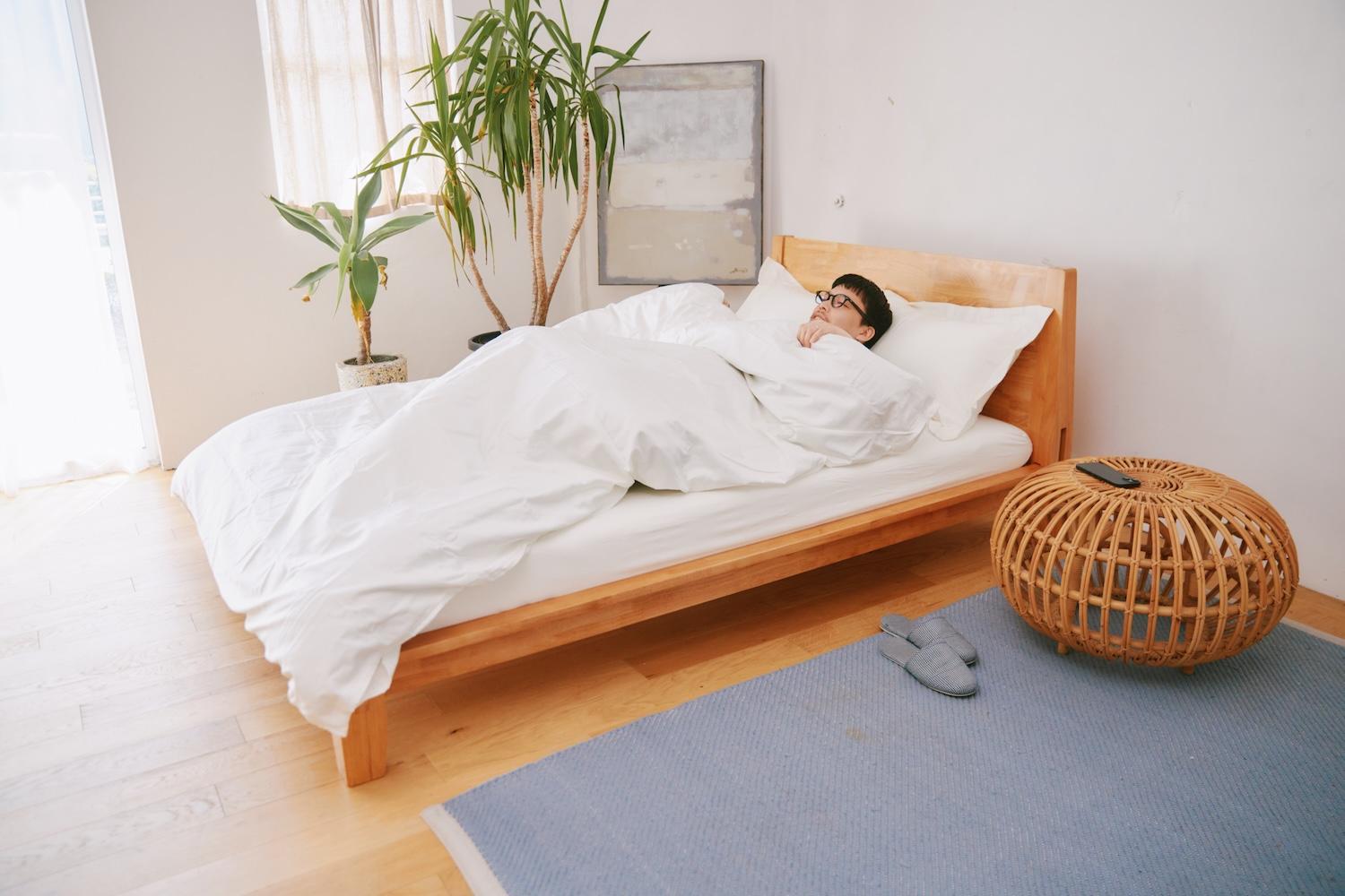 引っ越し好きが悩む「ベッド問題」。工具なし20分＆分解もラクな1台で