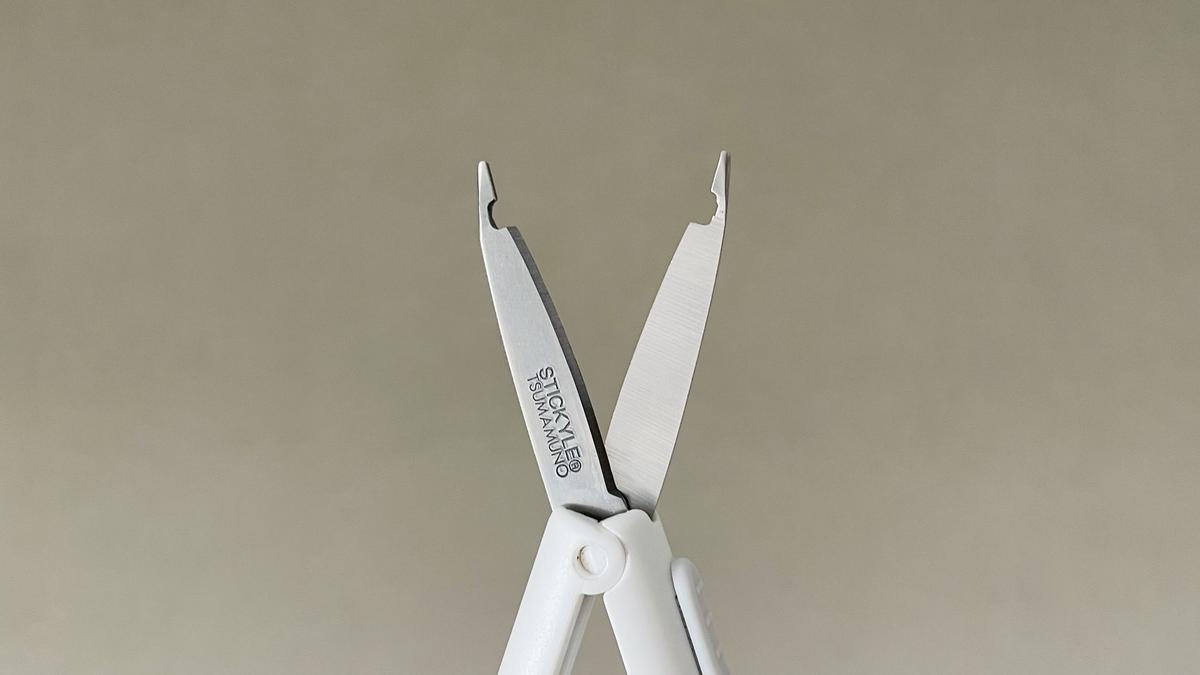 サンスター文具「スティッキールはさみ　TSUMAMUNO（ツマムノ）」