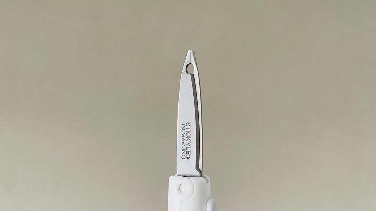 サンスター文具「スティッキールはさみ　TSUMAMUNO（ツマムノ）」