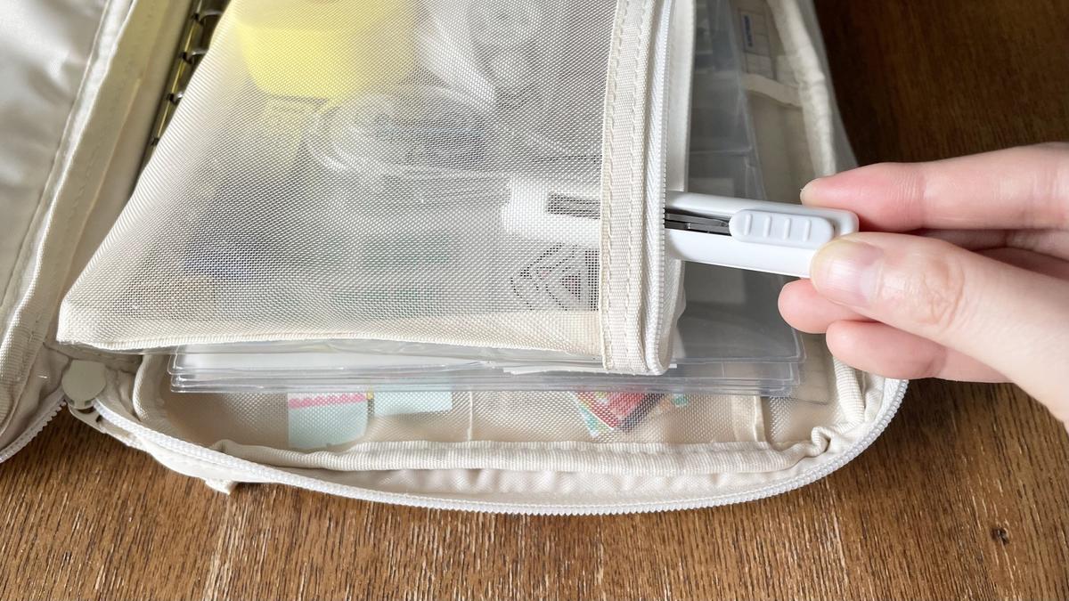 サンスター文具「スティッキールはさみ　TSUMAMUNO（ツマムノ）」