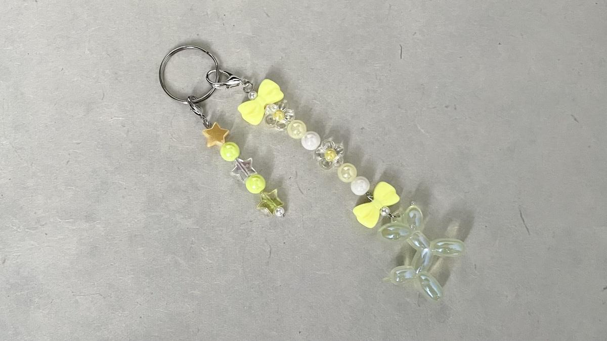 ダイソー・セリアのビーズ「簡単チャームづくり」
