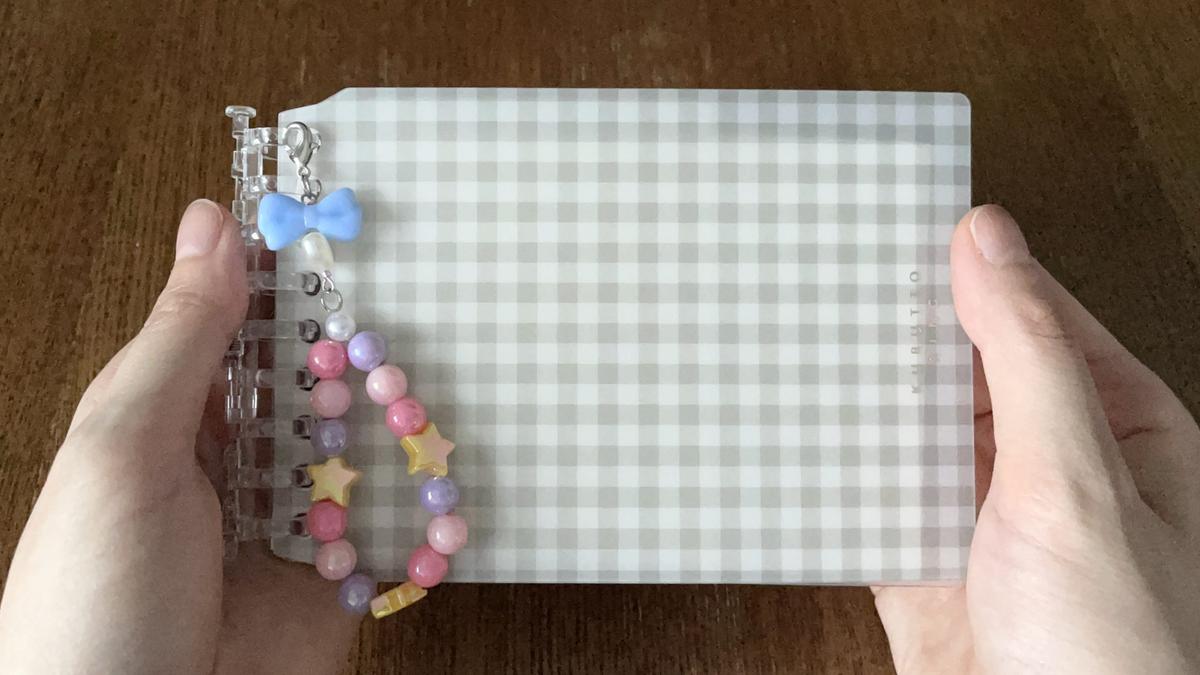 ダイソー・セリアのビーズ「簡単チャームづくり」