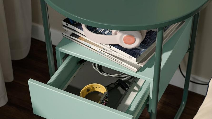IKEA　ベッドサイドテーブル　グリーン　HURDAL【トレファク南柏店】 1049006590930725_04_2230.jpeg