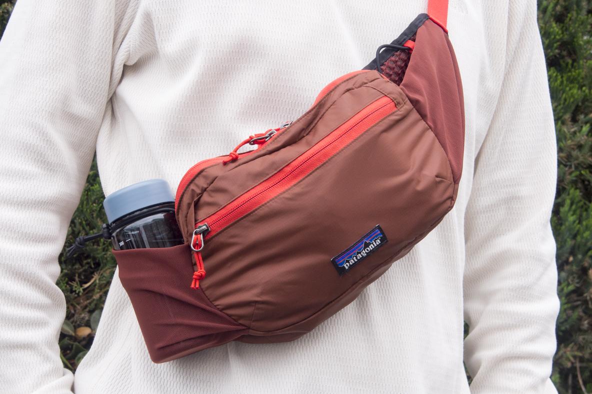 patagonia ボディバッグ 赤 パタゴニアの「超軽量ヒップバッグ」のサイドポケットが優秀すぎる