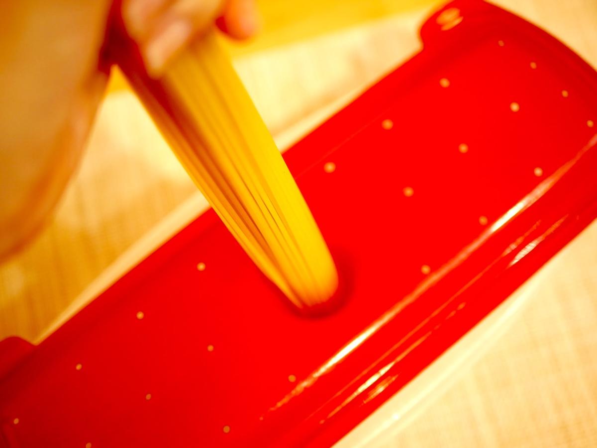エビス絶品レンジでパスタのフタ