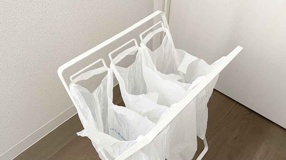 山崎実業「レジ袋３連＆４５Ｌゴミ袋スタンド タワー」